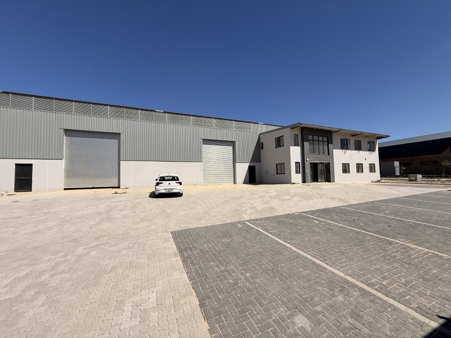 To Let commercial Property for Rent in Rivergate Western Cape